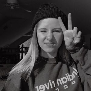 Meet your Posher, Lilly